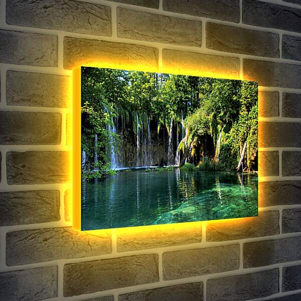 Лайтбокс световая панель - Водопады и зеленое озеро
