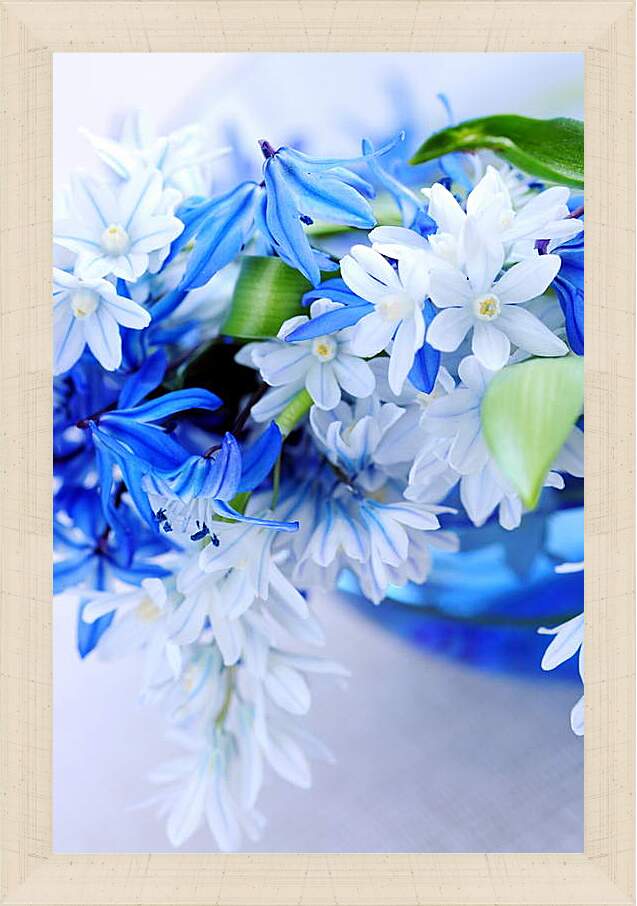 Картина в раме - Голубые цветы
