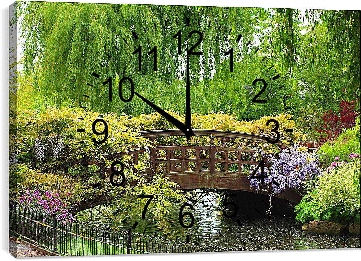Часы картина - Мостик через реку в парке
