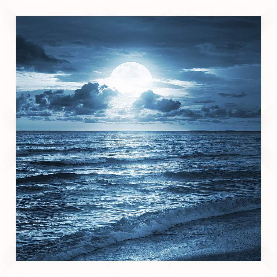 Картина в раме - Луна над морем
