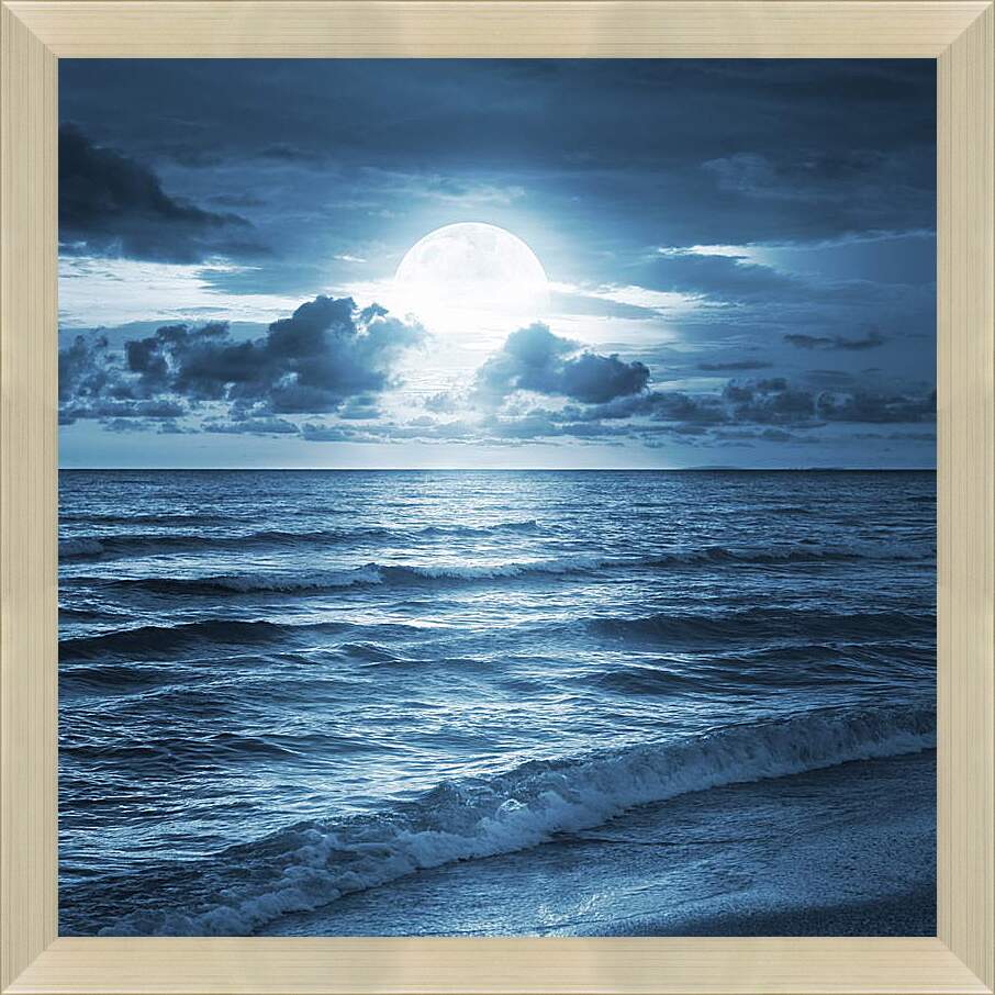 Картина в раме - Луна над морем
