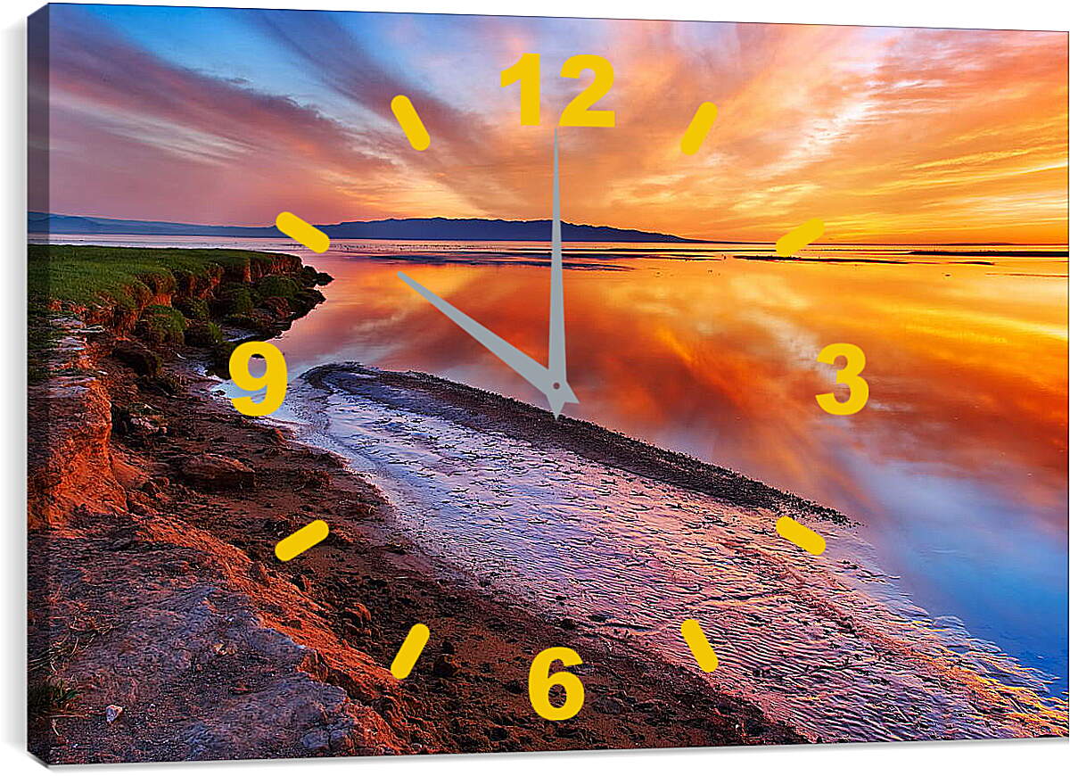 Часы картина - Объединение воды и неба
