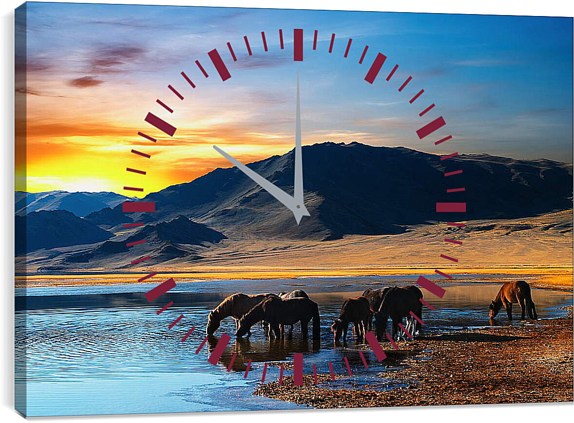 Часы картина - Кони на водопоее
