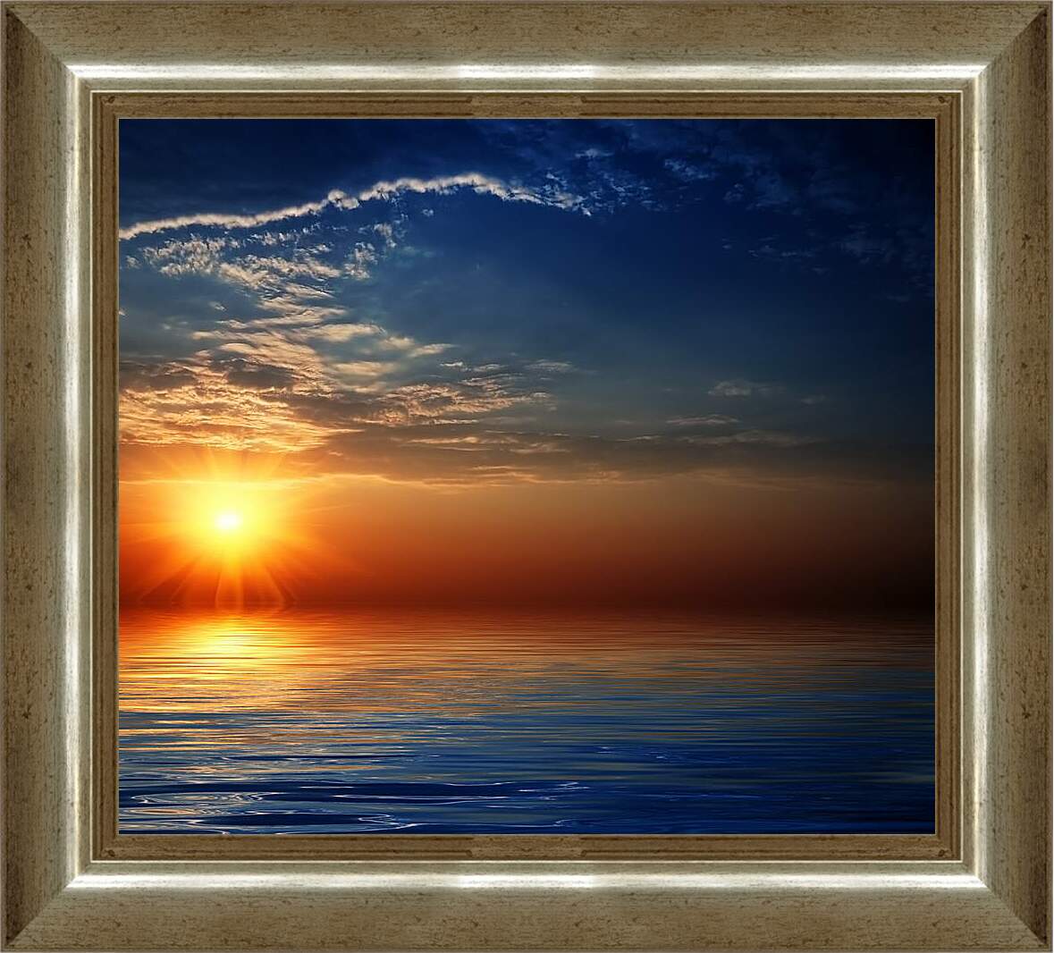 Картина в раме - Солнце над морем
