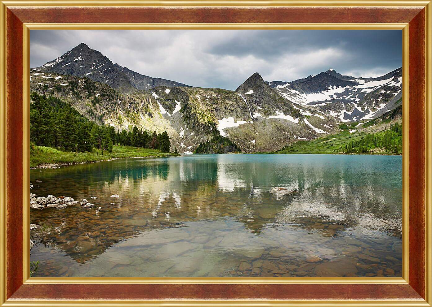 Картина в раме - Чистое горное озеро
