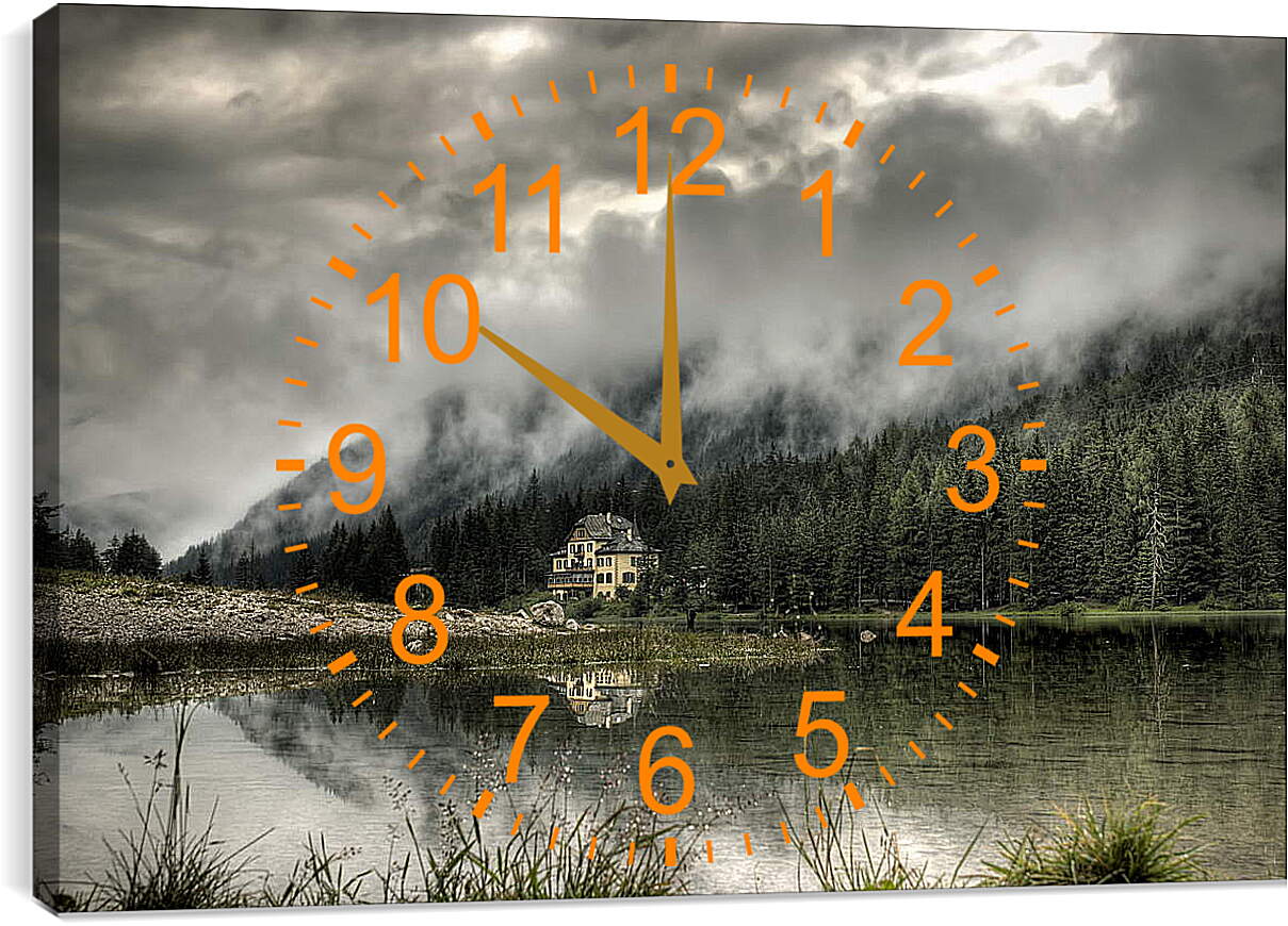 Часы картина - Туман над домом
