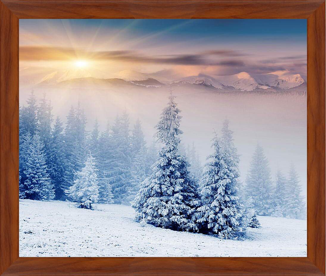 Картина в раме - Восход солнца в горах
