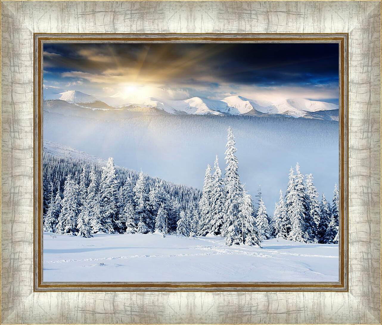 Картина в раме - Снежный восход
