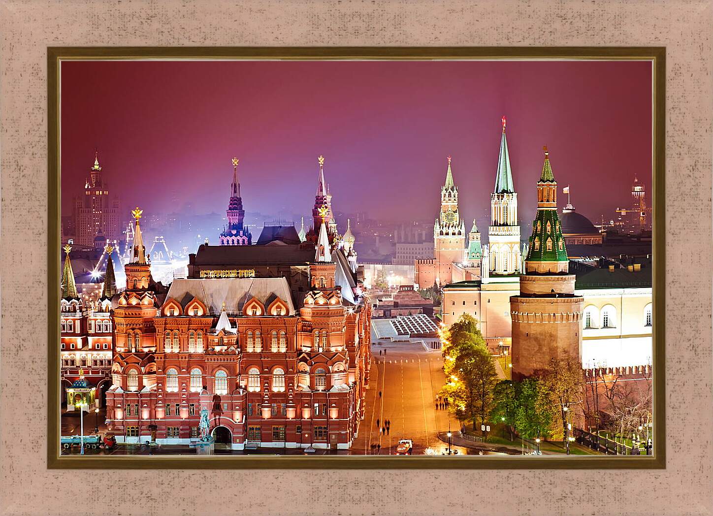 Картина в раме - Москва. Вид на Красную площадь.