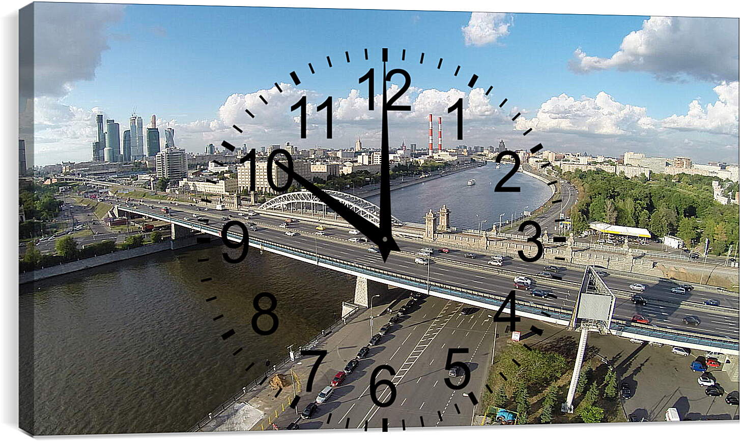 Часы картина - мост через Москву реку
