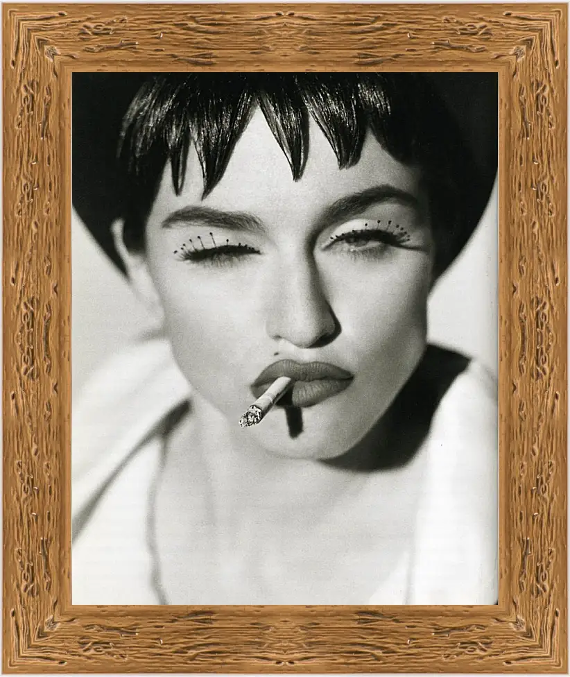 Картина в раме - Мадонна (Madonna) в молодости