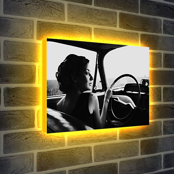 Лайтбокс световая панель - Девушка за рулем