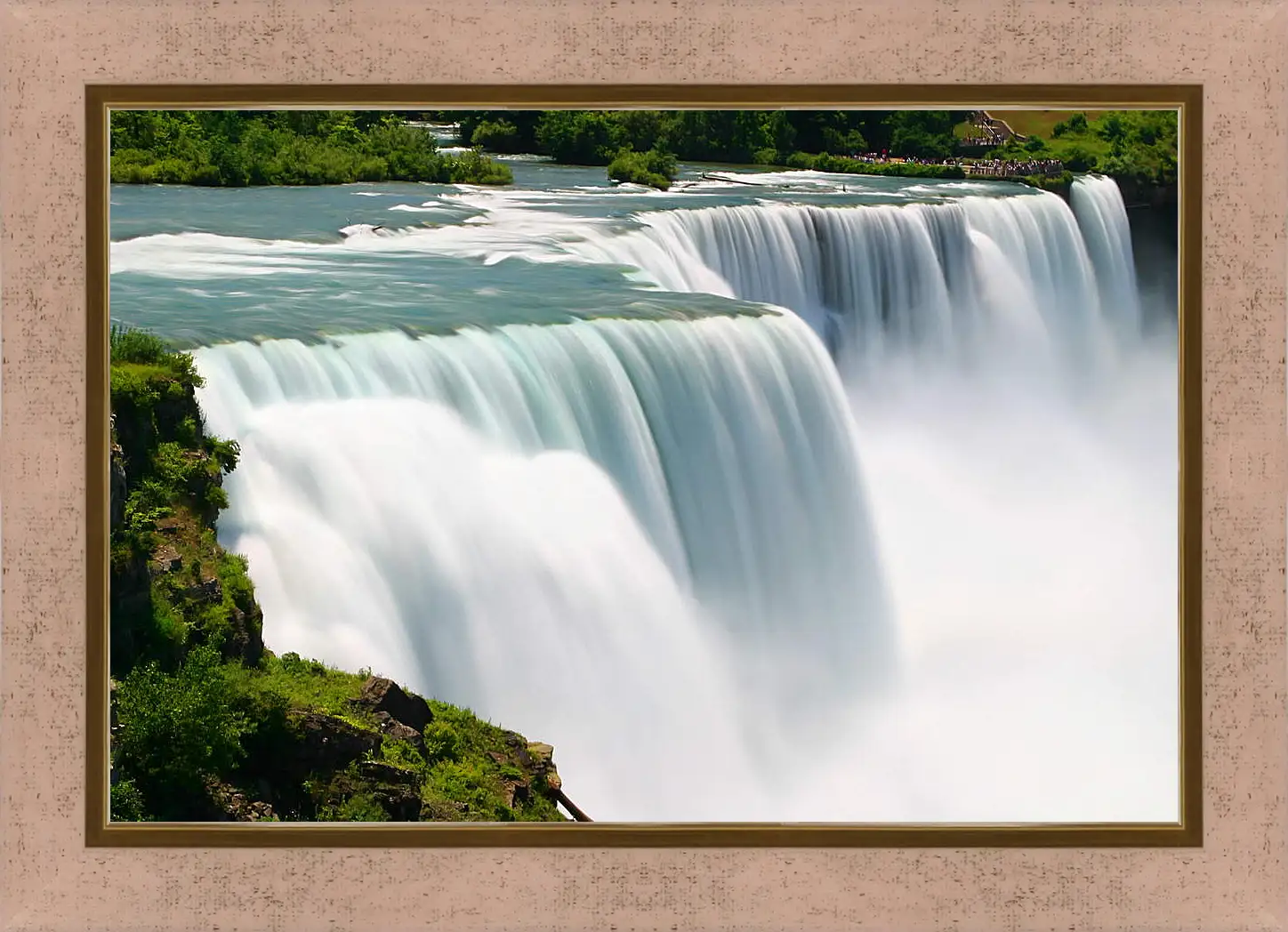 Картина в раме - Водопад
