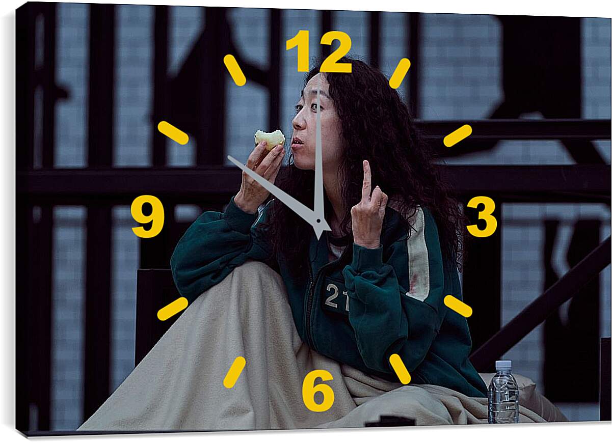 Часы картина - Han Mi-nyeo №212 (Ким Джу-рён). Игра в кальмара