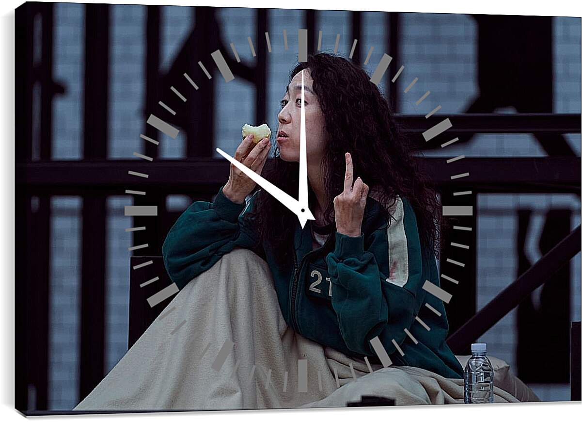Часы картина - Han Mi-nyeo №212 (Ким Джу-рён). Игра в кальмара