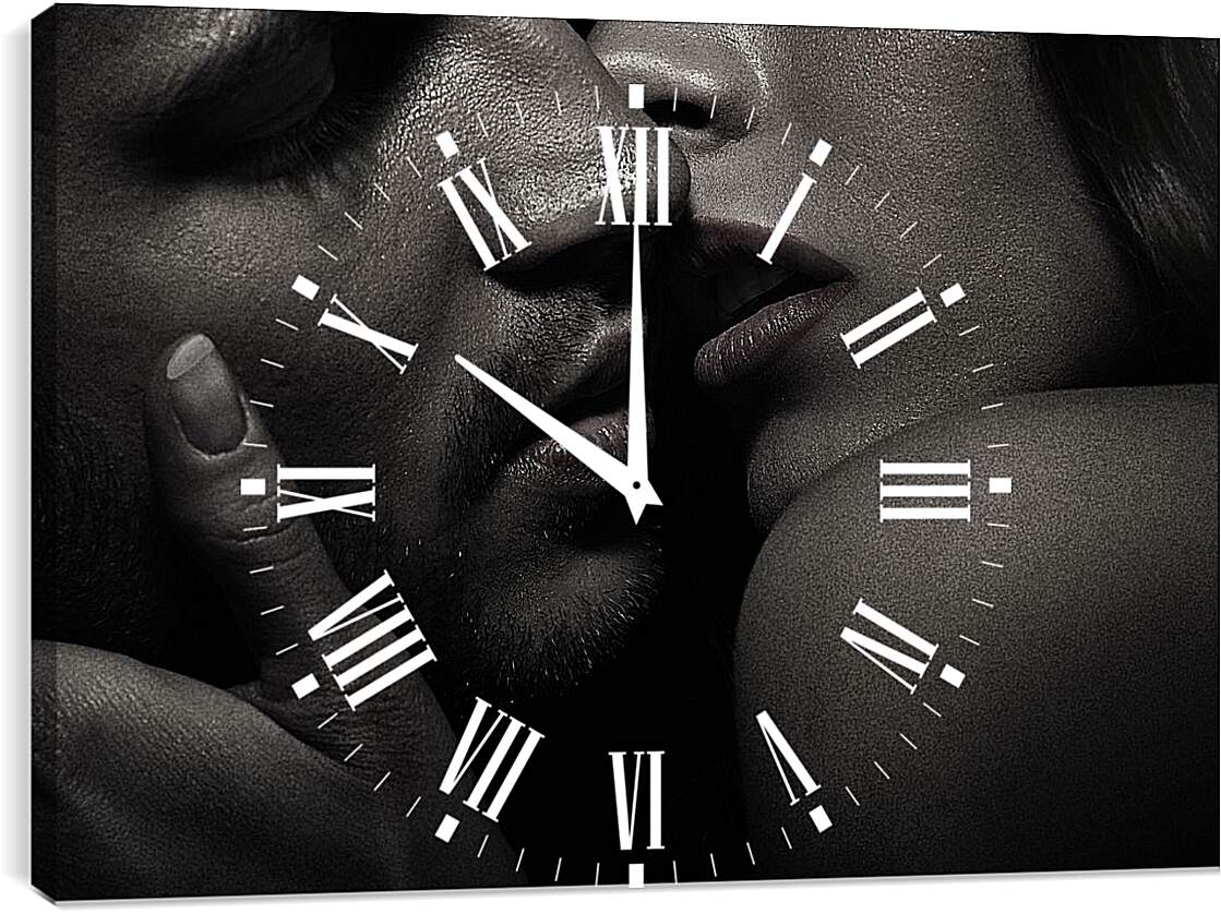 Часы картина - Поцелуй страсти