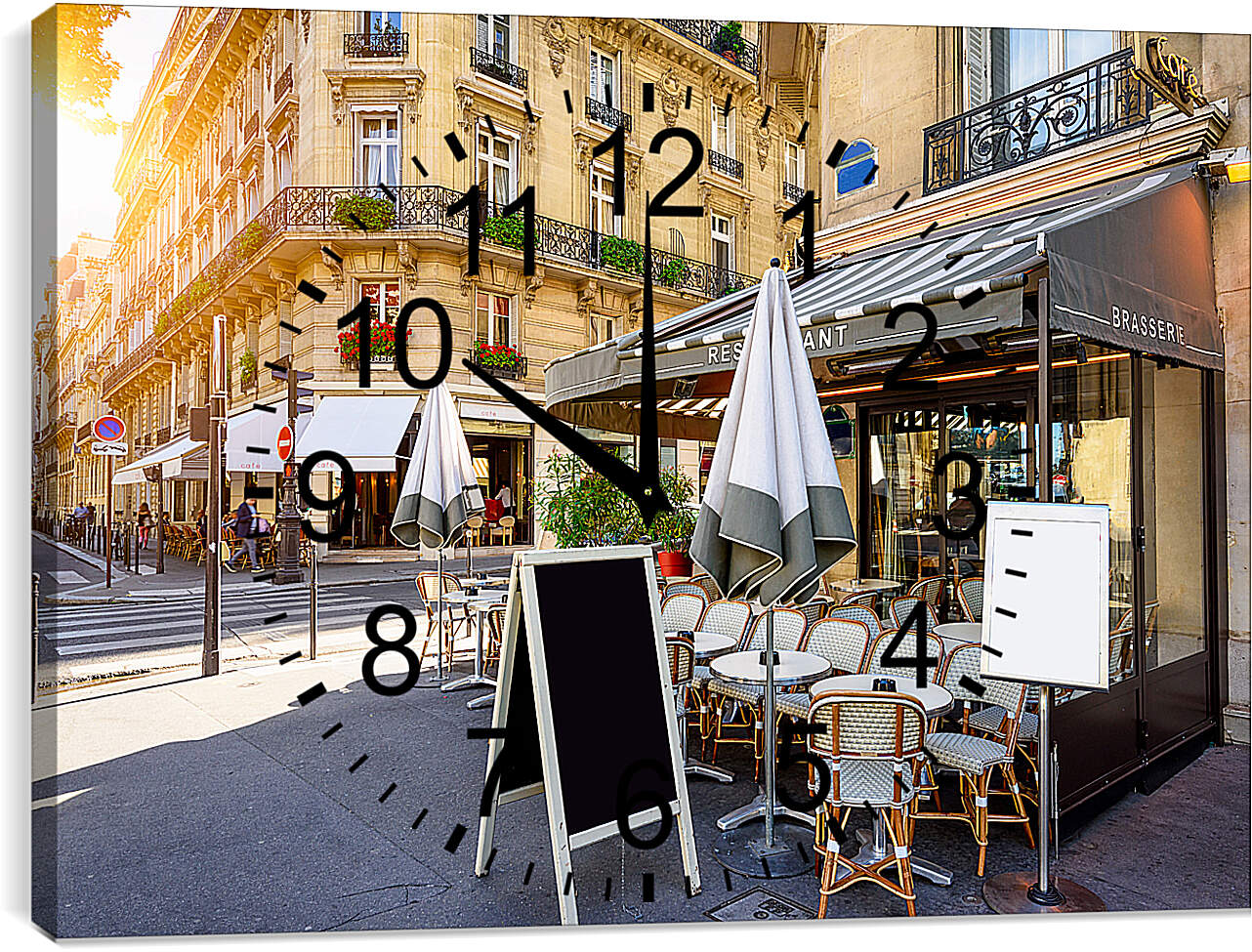 Часы картина - Кафе на улице Парижа
