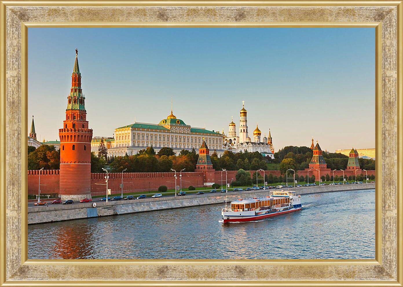Картина в раме - Кремль