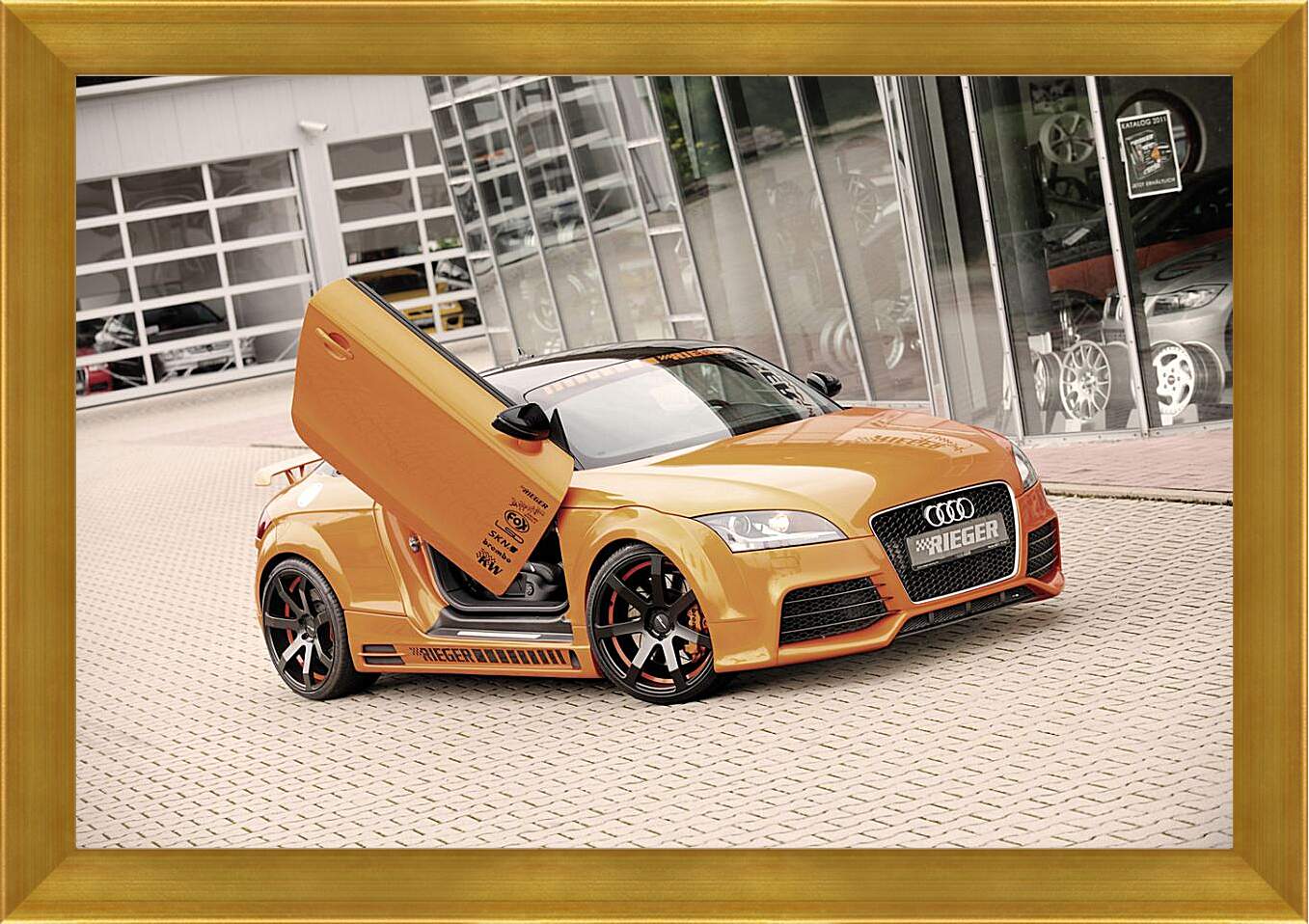 Картина в раме - Оранжевая Audi