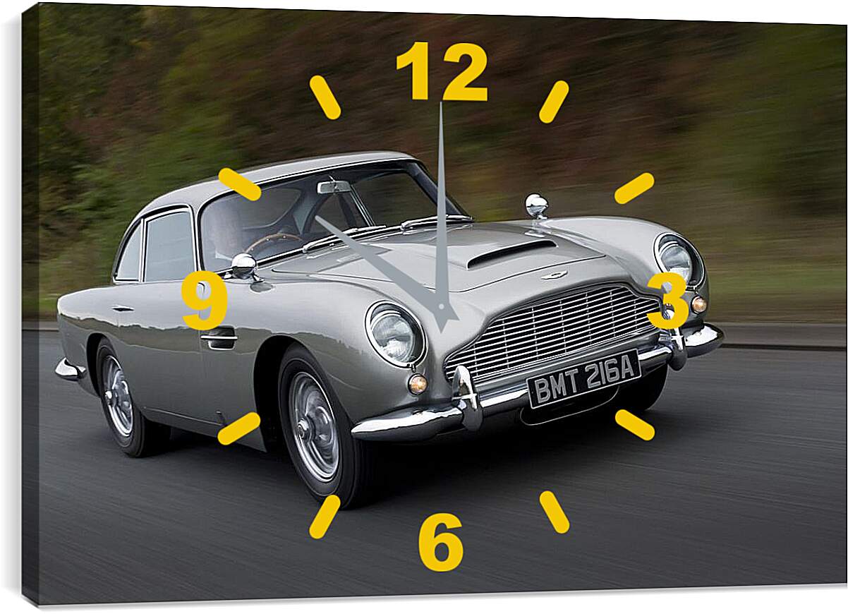 Часы картина - Aston Martin DB5