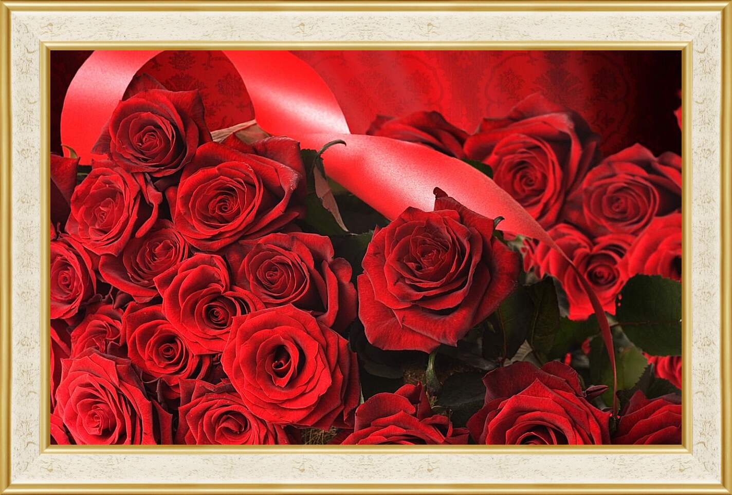 Картина в раме - Красные розы