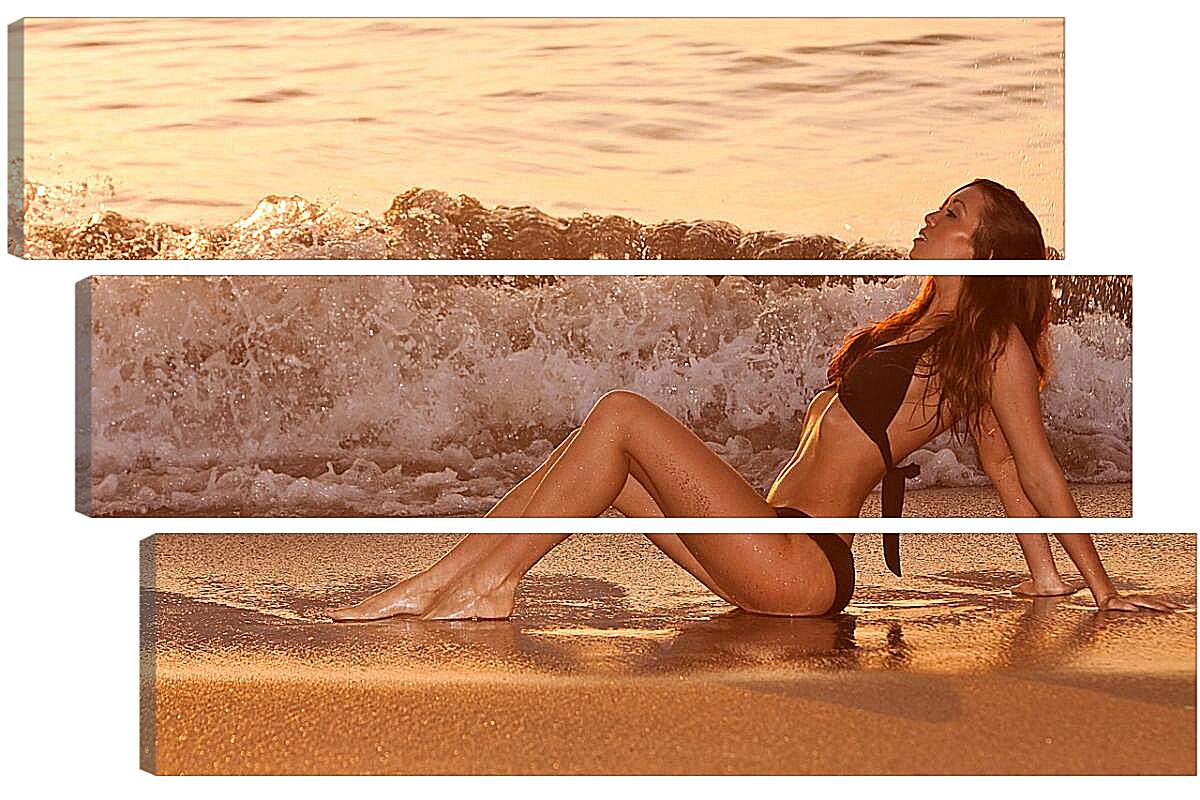 Модульная картина - Песчаный пляж и девушка