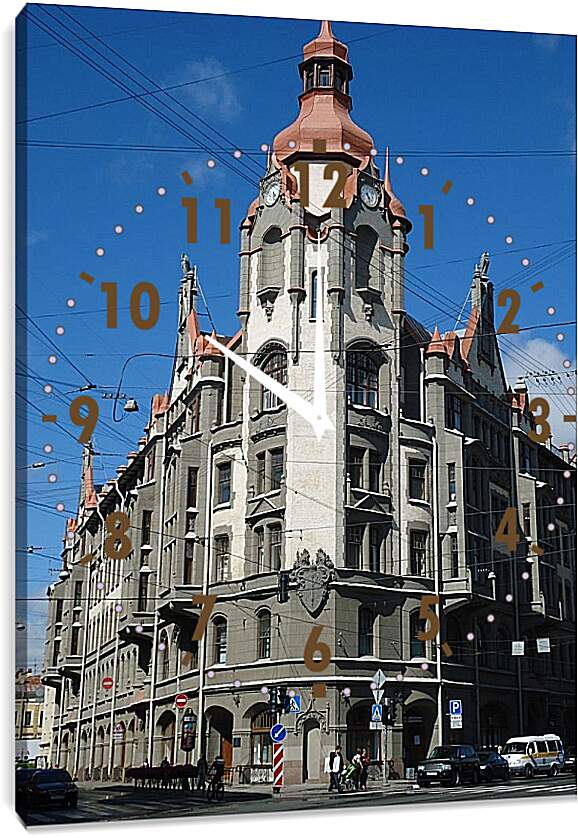 Часы картина - Москва. Городское учреждение