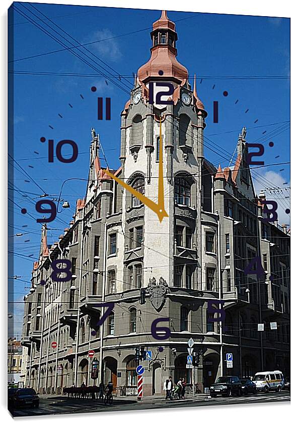 Часы картина - Москва. Городское учреждение