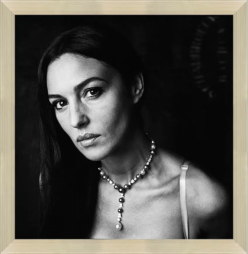 Картина в раме - Моника Беллуччи (Monica  Bellucci)