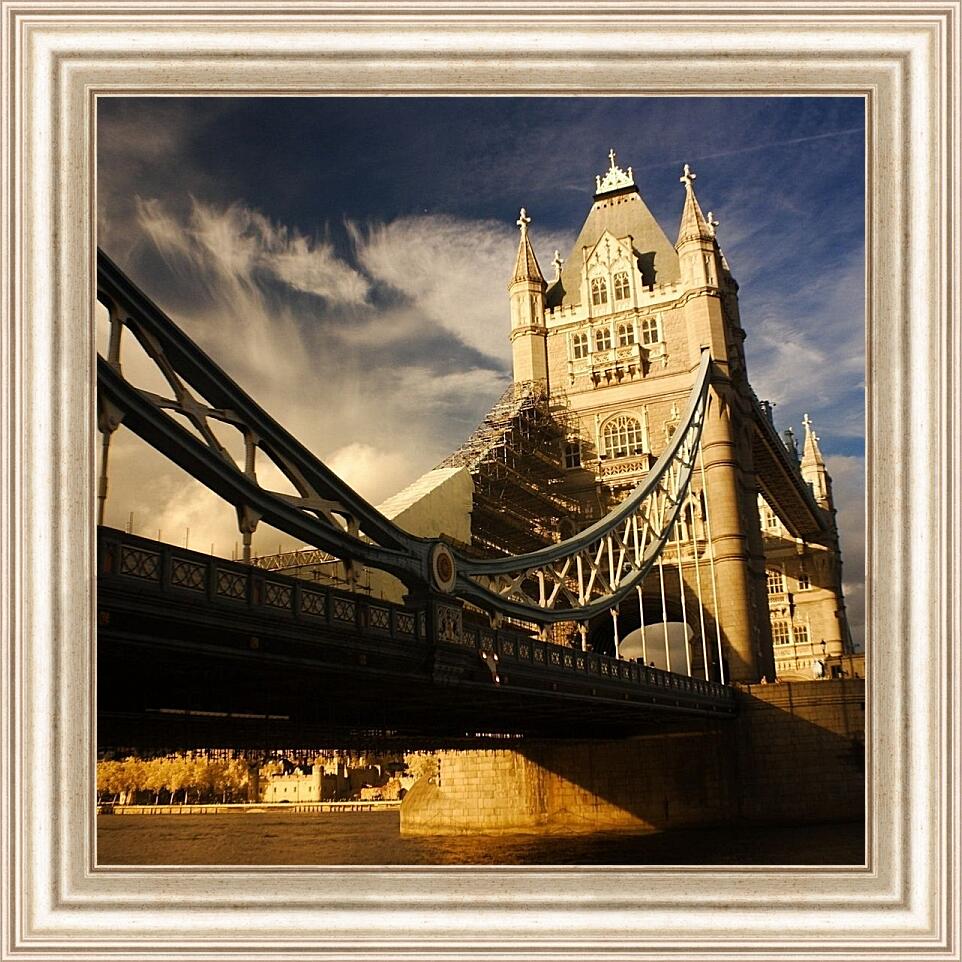 Картина в раме - Тауэрский мост в Лондоне
