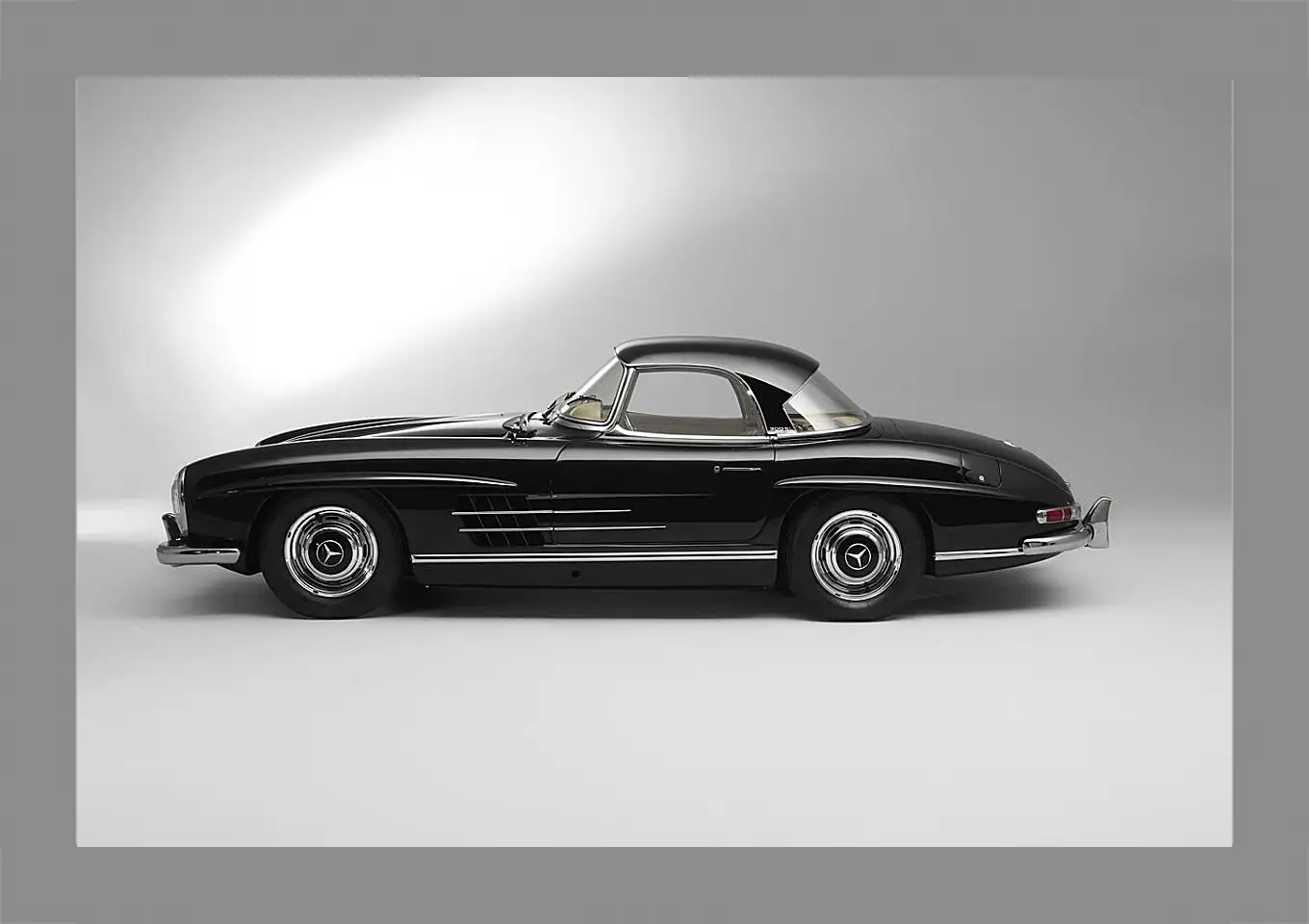 Картина в раме - Mercedes Benz 300 SL в профиль