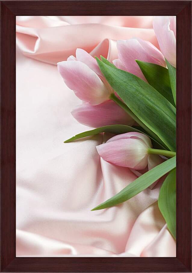Картина в раме - Розовые тюльпаны