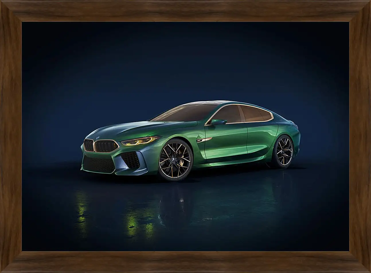 Картина в раме - BMW M8 гранд купе