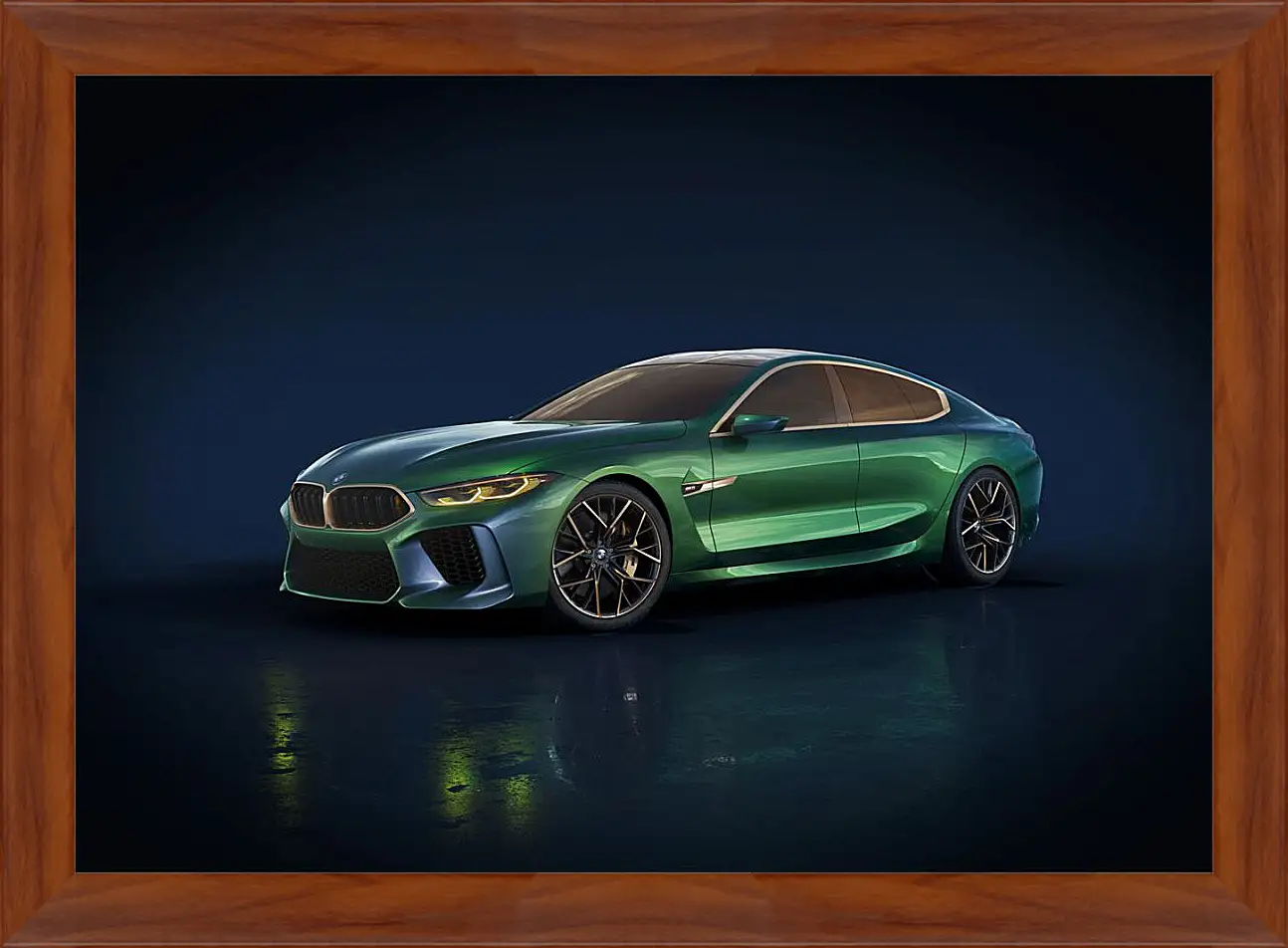 Картина в раме - BMW M8 гранд купе