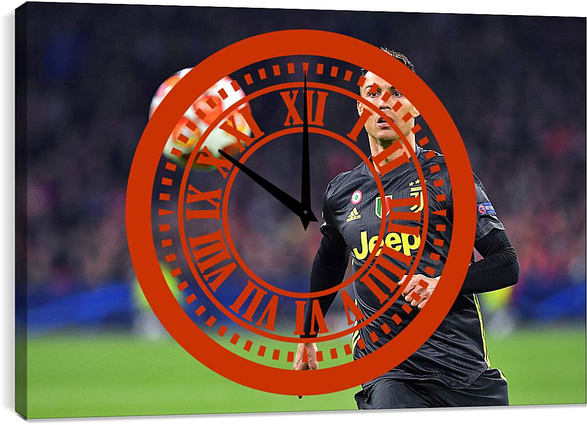 Часы картина - Криштиану Роналду и мяч