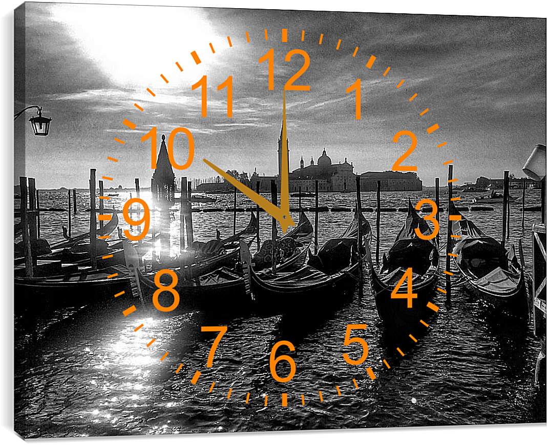 Часы картина - Венеция чб