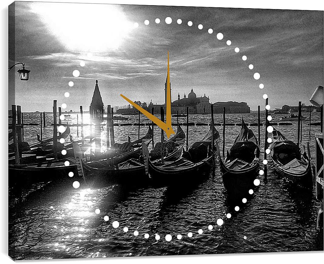 Часы картина - Венеция чб