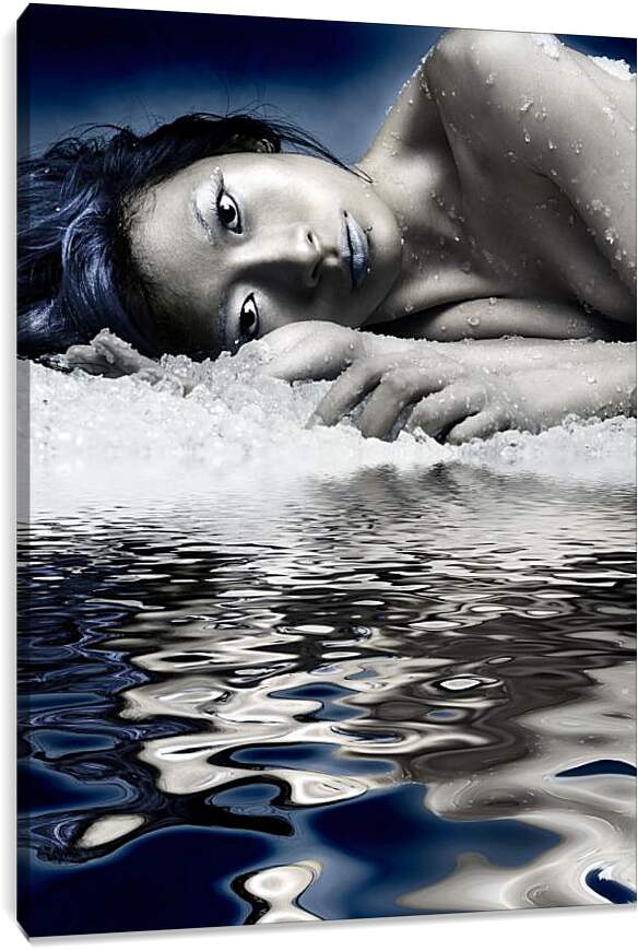 Постер и плакат - Азиатка у воды