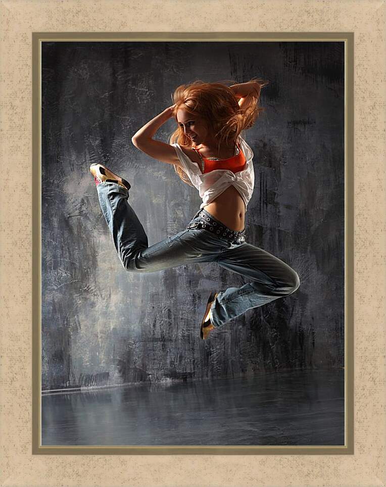 Картина в раме - Танцовщица в прыжке