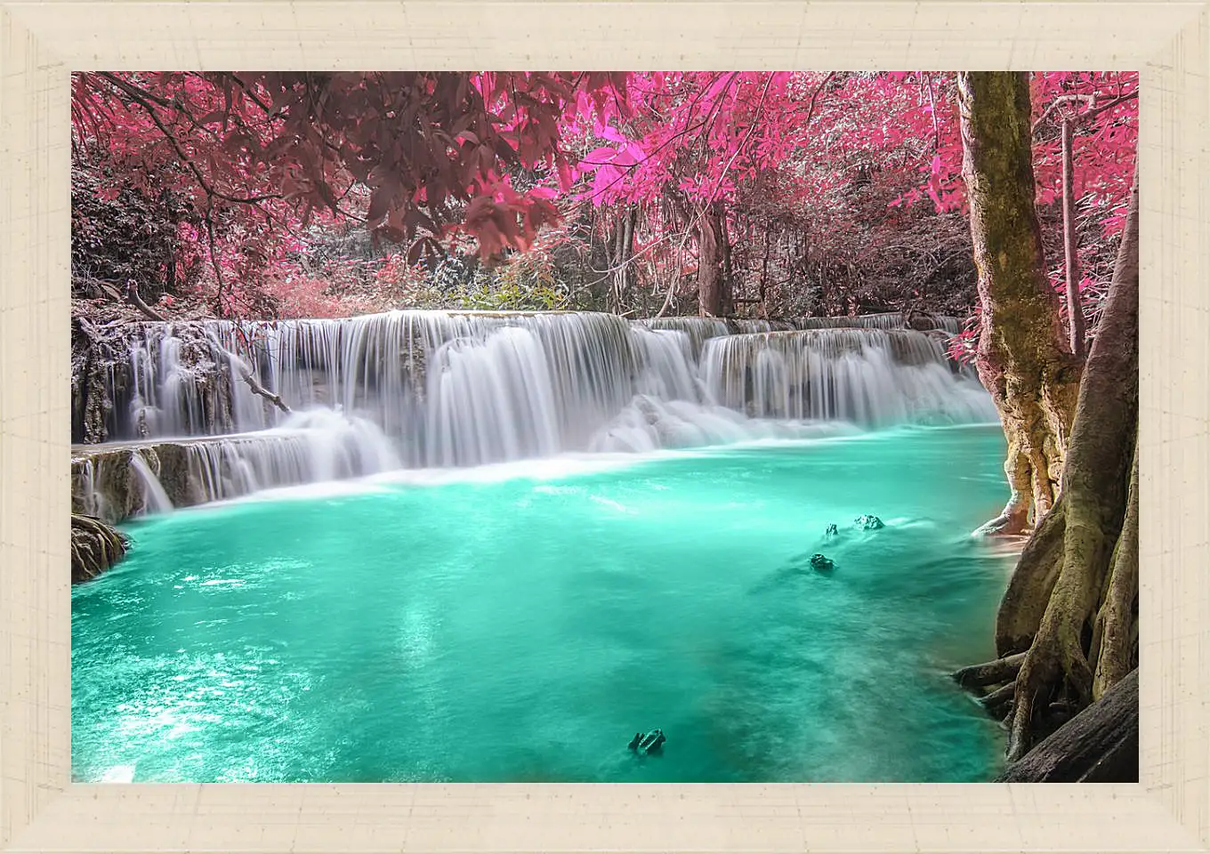 Картина в раме - Водопады