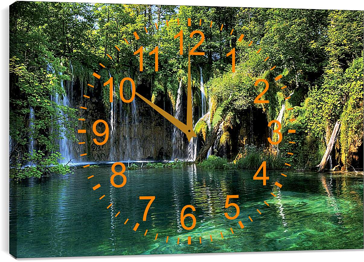 Часы картина - Водопады и зеленое озеро