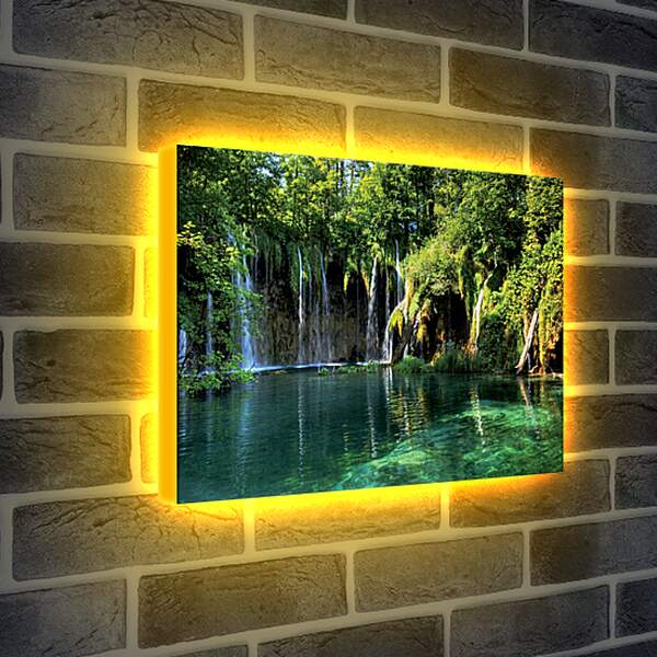 Лайтбокс световая панель - Водопады и зеленое озеро