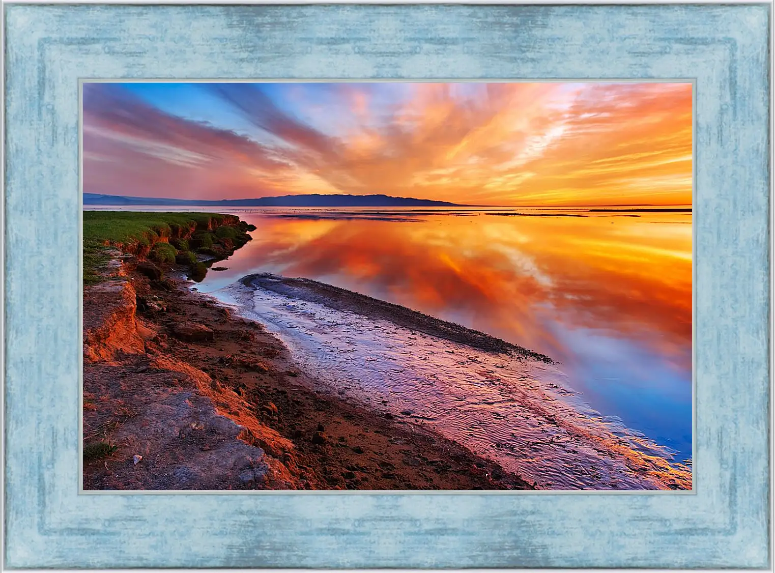 Картина в раме - Объединение воды и неба