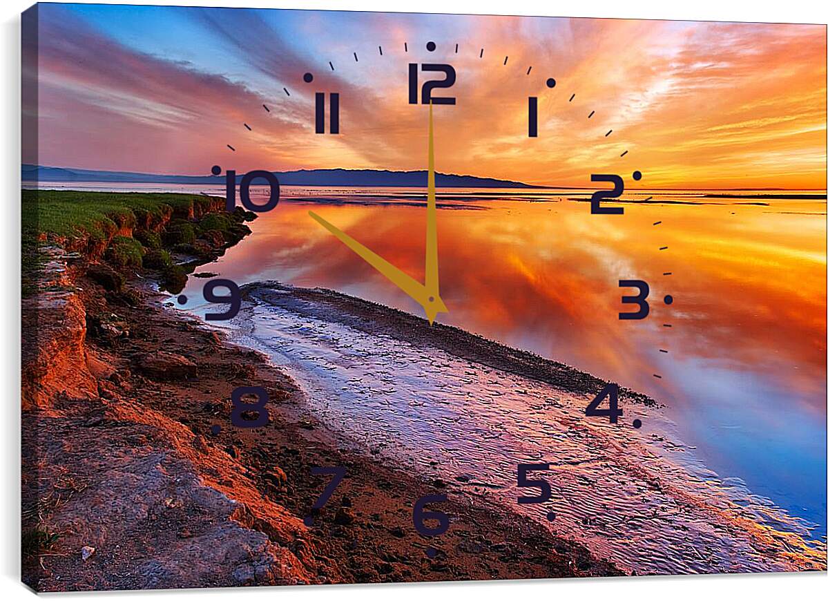 Часы картина - Объединение воды и неба