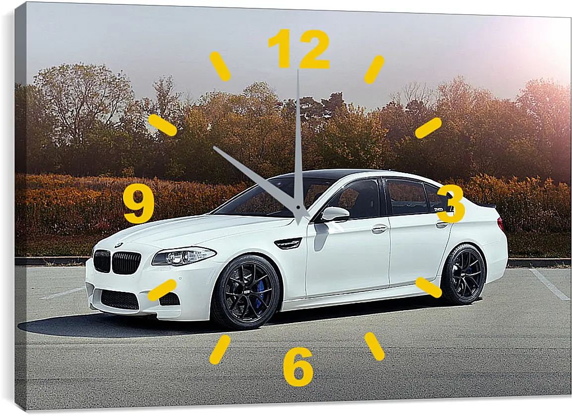 Часы картина - BMW M5 белый