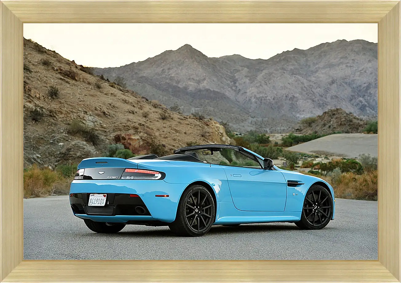 Картина в раме - Aston Martin