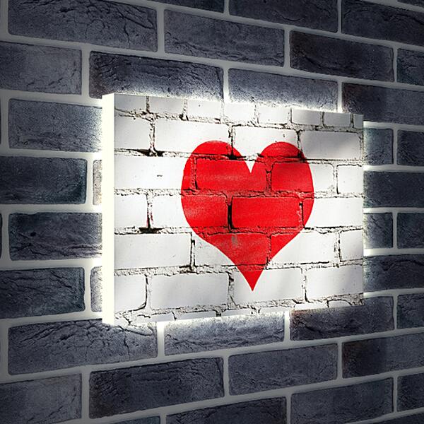 Лайтбокс световая панель - Сердце на кирпичной стене