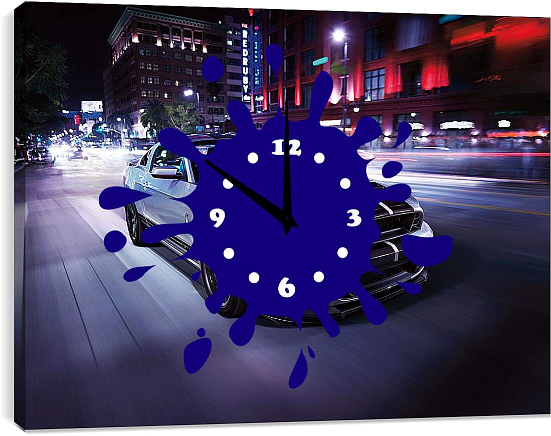 Часы картина - Мустанг на ночной улице