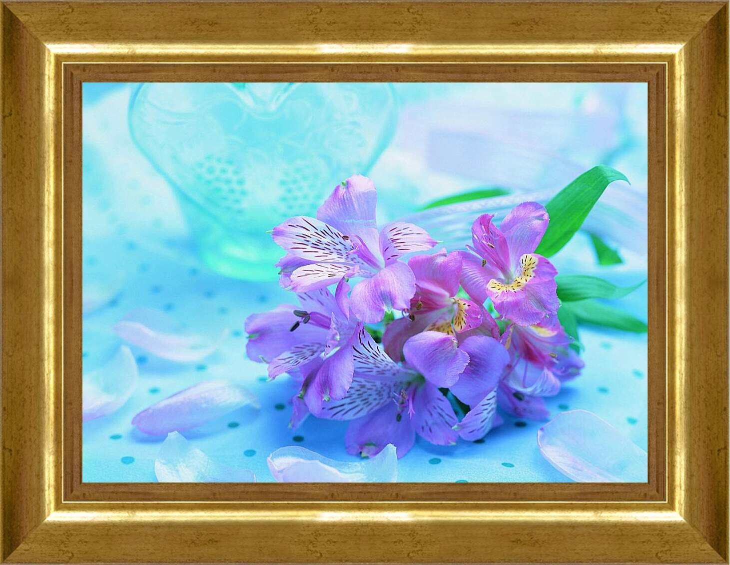 Картина в раме - Сиреневые орхидеи