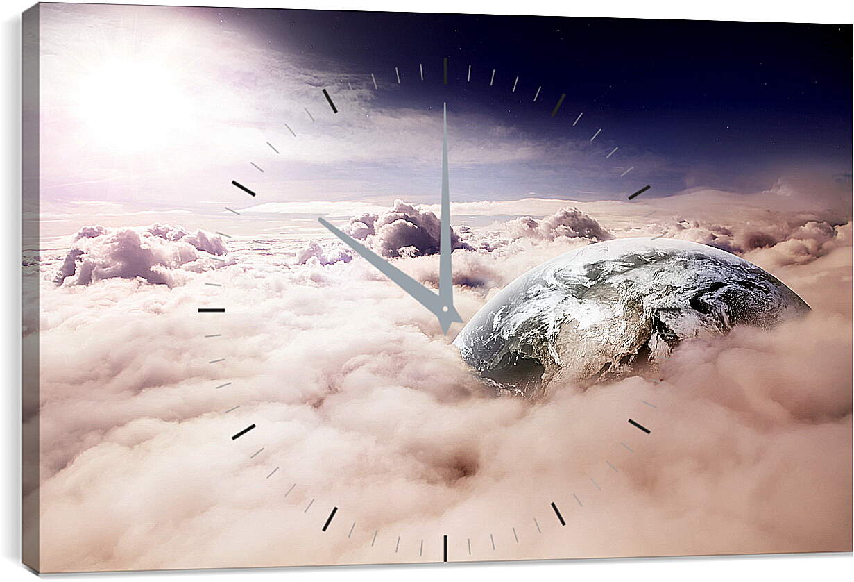 Часы картина - Земля и густые облака